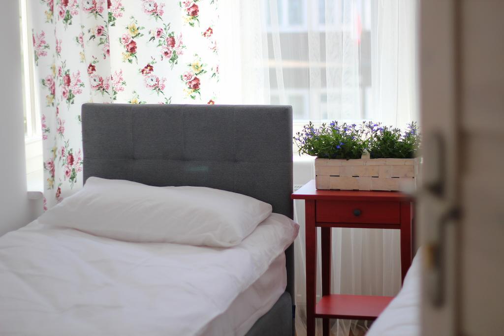 Sisters Lodge Hostel Сопот Стая снимка